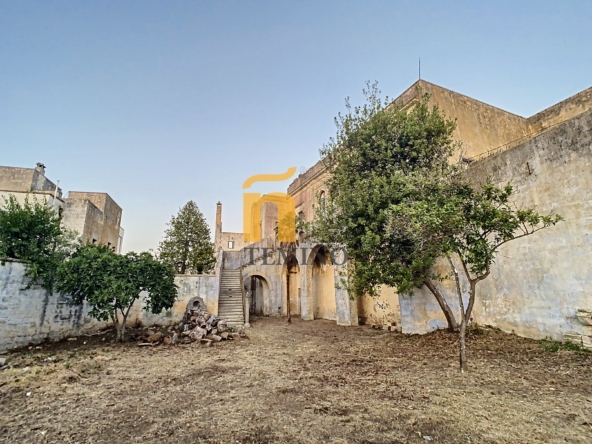 PalazzoSquinzano-1658425283_1658427368_27385_27a7256