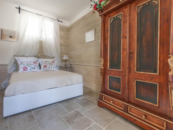 santa_maria_al_bagno-la_chimera@@022003