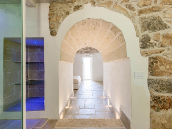 santa_maria_al_bagno-la_chimera@@024003