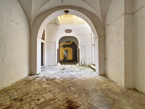palazzo via dasumno 3 lecce (4)